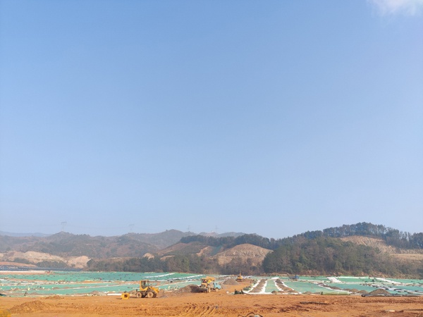 1612340849962947.jpg 南昌市政建設(shè)集團(tuán)麥園生活垃圾填埋場(chǎng)終期封場(chǎng)工程進(jìn)行節(jié)前安全檢查6003.jpg