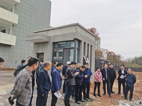 1616547620404355.jpg 進賢縣委副書記縣長葉修堂調(diào)研進賢縣基礎(chǔ)教育提升改造工程項目6002.jpg