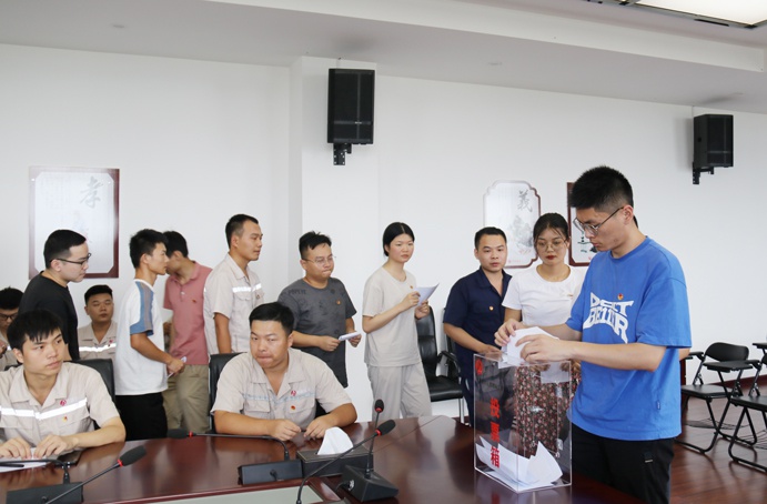 1625796345291304.jpg 南昌市政遠大第一次團員大會順利召開6912.jpg