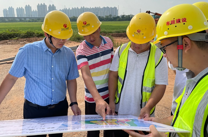 1631242508685888.jpg 南昌市政建設(shè)集團付海華前往南昌縣片區(qū)項目檢查6912.jpg