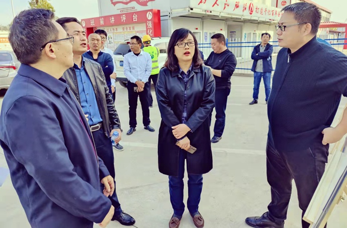 1637132209351233.jpg 南昌縣副縣長汪芳蒞臨南昌縣人才公共實訓基地(縣中專)項目檢查指導691.jpg