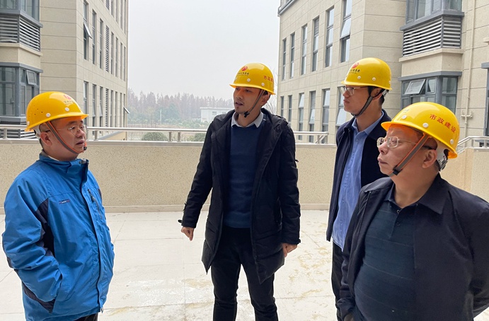 1640759825132455.jpg 肖長華前往市政公用生態(tài)農(nóng)業(yè)示范園研發(fā)大樓項目檢查指導(dǎo)691.jpg