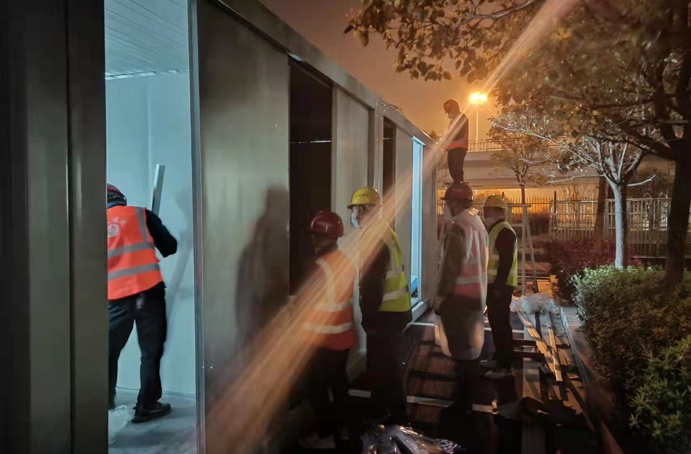 1648339131751818.jpg 南昌市政建設(shè)集團黨旗在項目一線高高飄揚6916.jpg