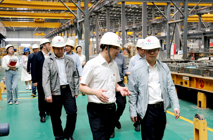 江西省省發(fā)改委副主任邱啟旻到市政遠大公司調研 江西省省發(fā)改委副主任邱啟旻到市政遠大公司調研