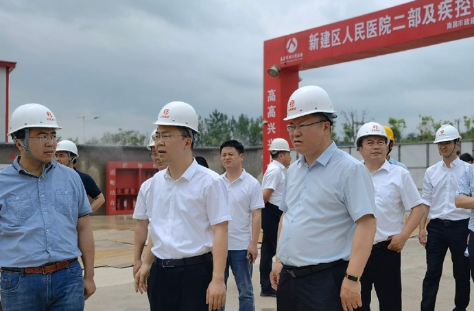 新建區(qū)委常委、常務(wù)副區(qū)長(zhǎng)賈中強(qiáng)到新建區(qū)職業(yè)技術(shù)學(xué)校新校區(qū)建設(shè)項(xiàng)目、新建區(qū)人民醫(yī)院二部及疾控中心項(xiàng)目調(diào)研