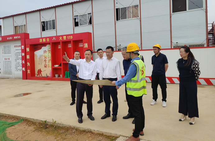 南昌市人大常委會副主任萬昱原到綠色建材科技產(chǎn)業(yè)園項目調研 南昌市人大常委會副主任萬昱原到綠色建材科技產(chǎn)業(yè)園項目調研