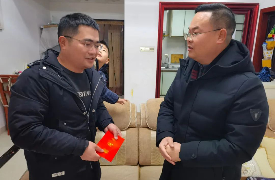 南昌市政建設(shè)集團(tuán)開展2024年春節(jié)“送溫暖”走訪慰問行動 南昌市政建設(shè)集團(tuán)開展2024年春節(jié)“送溫暖”走訪慰問行動