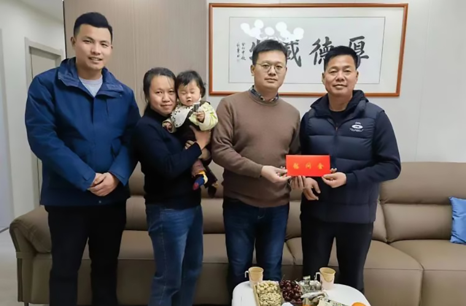 南昌市政建設(shè)集團(tuán)開展2024年春節(jié)“送溫暖”走訪慰問行動 南昌市政建設(shè)集團(tuán)開展2024年春節(jié)“送溫暖”走訪慰問行動