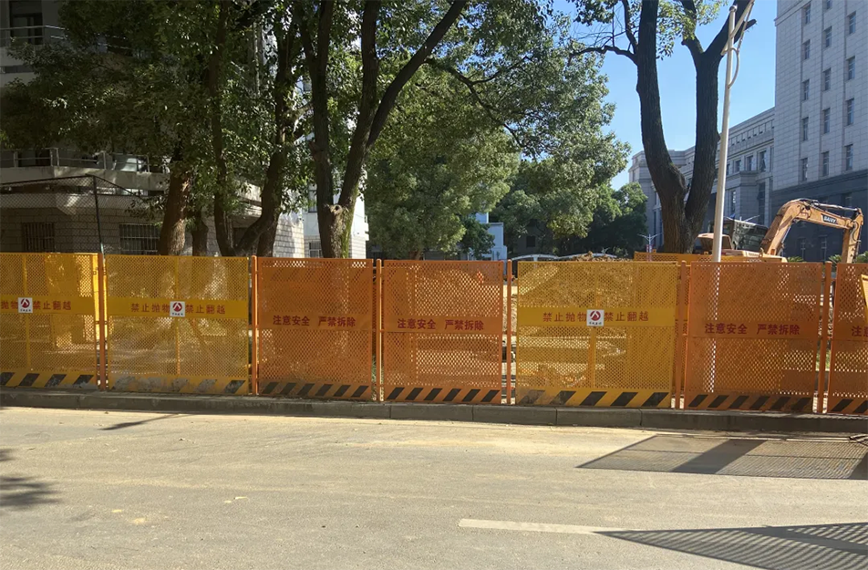 江西財經(jīng)大學雨污分流項目爭分奪秒搶進度 江西財經(jīng)大學雨污分流項目爭分奪秒搶進度